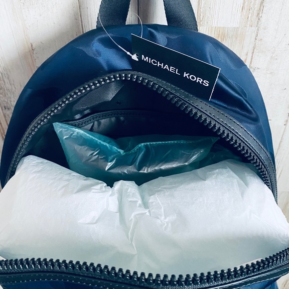 Men’s Michael Kors Backpack - Picture 7 of 8